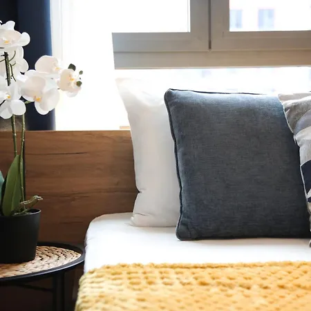 Apartment Waterfront Collection *